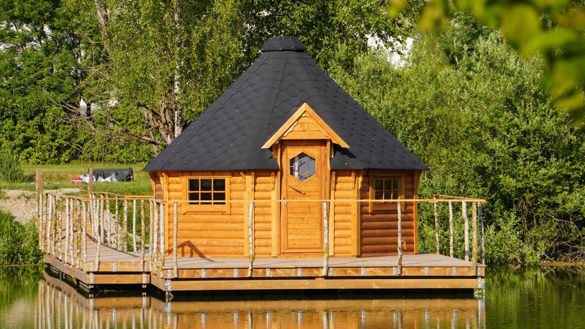 Les Cabanes Flottantes Givrauval Экстерьер фото